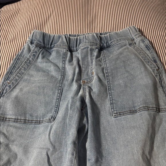 Women’s size Sm pull on Madewell jeans - Picture 3 of 5